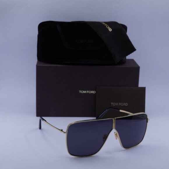 Tom Ford FT1159 30A Huxley Aviator Sunglasses - Shiny Deep Gold/Smoke main image 4